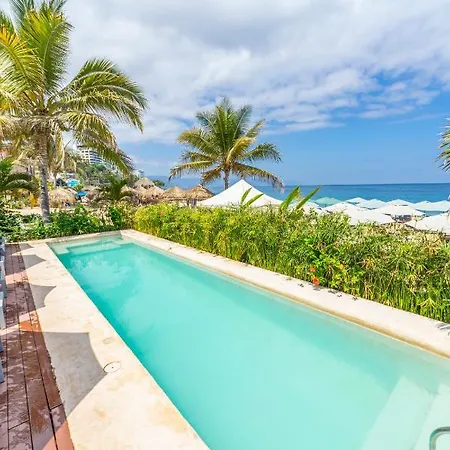 Suites At Sapphire Ocean Club Puerto Vallarta Exterior photo