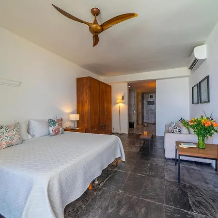 Suites At Sapphire Ocean Club Puerto Vallarta Exterior photo