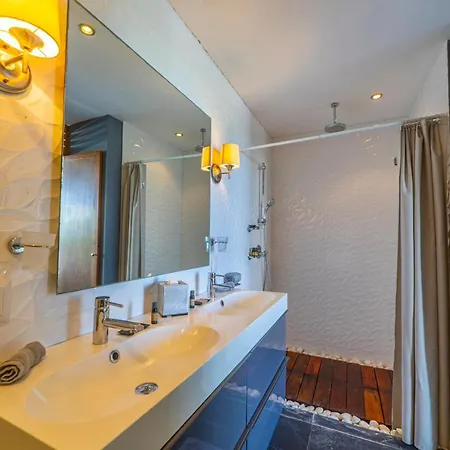 Suites At Sapphire Ocean Club Puerto Vallarta Exterior photo