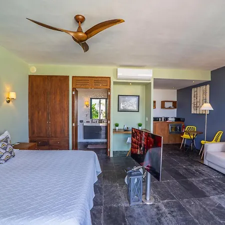 Suites At Sapphire Ocean Club Puerto Vallarta Exterior photo